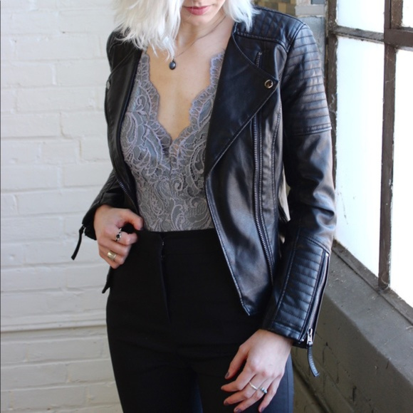 Style Luxe Tops - Grey Lace Long Sleeve Bodysuit